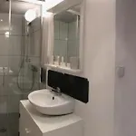 Chez Julie Oda ve Kahvaltı 3*