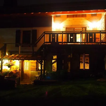 Chez Julie B&B 톨롱